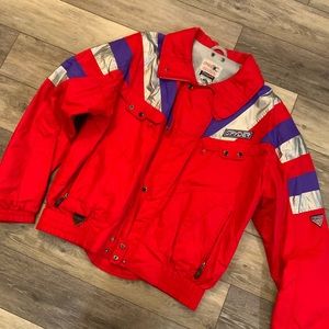 Fabulous 80’s Spyder ski jacket. Size XL